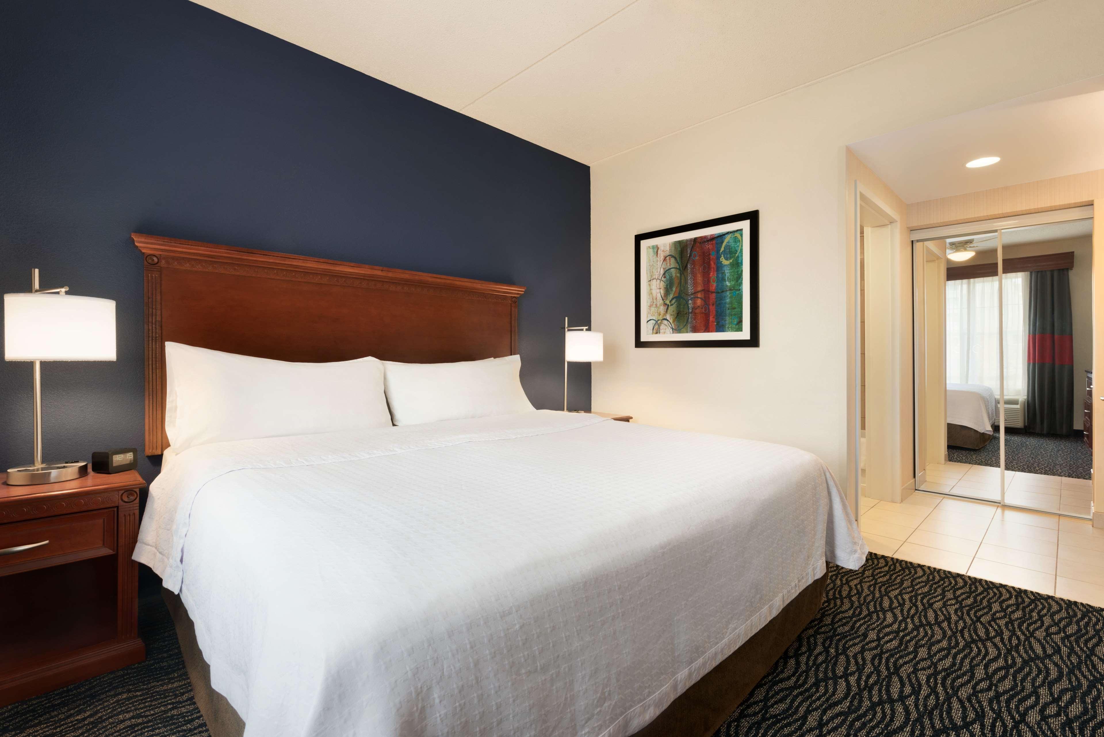 Homewood Suites By Hilton Madison West Extérieur photo