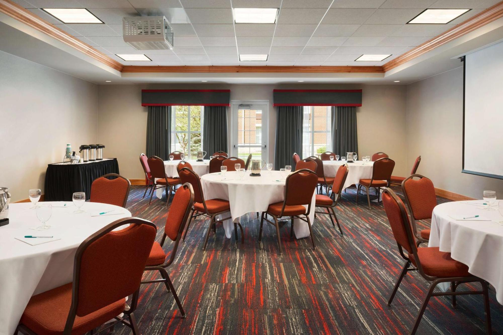Homewood Suites By Hilton Madison West Extérieur photo