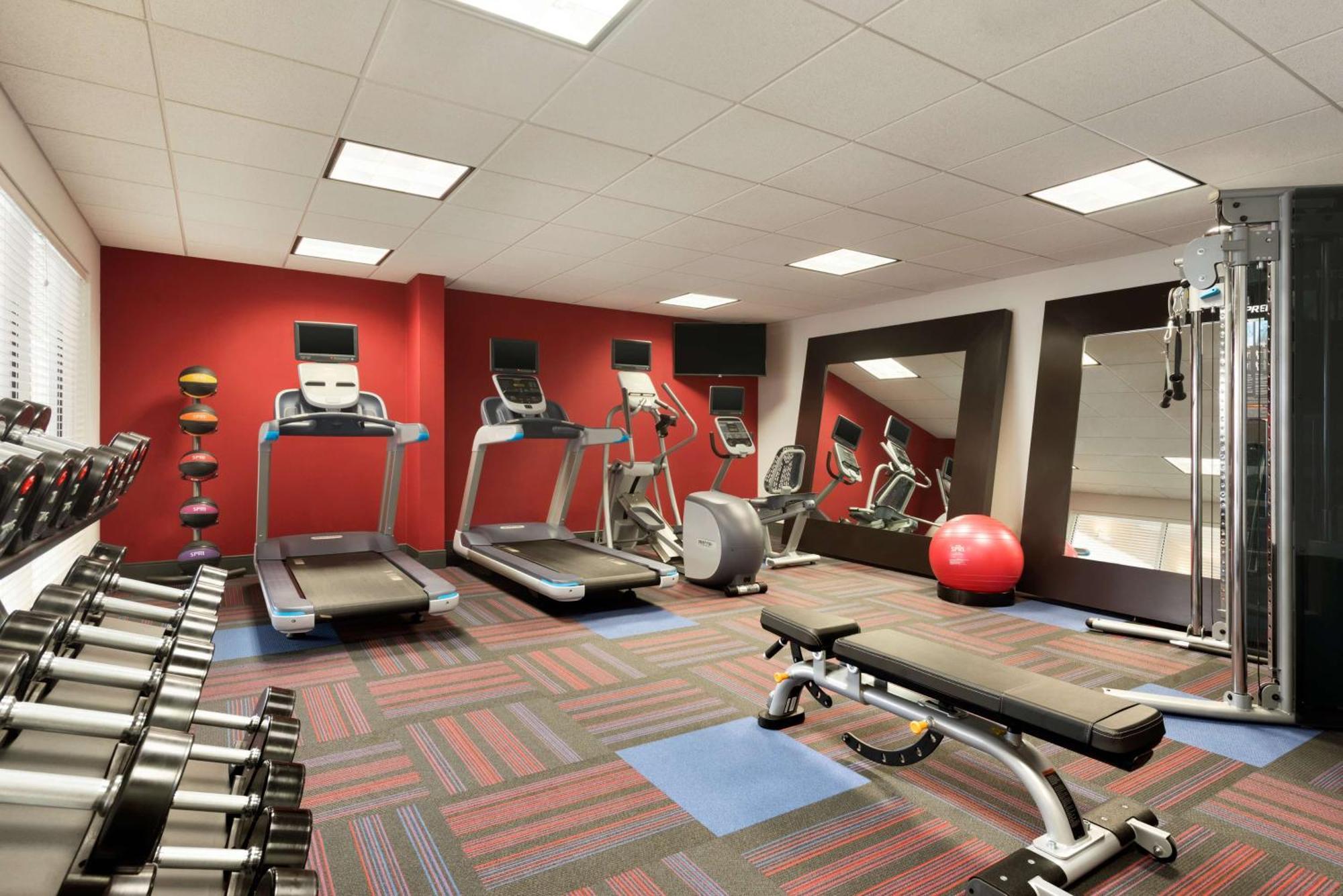 Homewood Suites By Hilton Madison West Extérieur photo